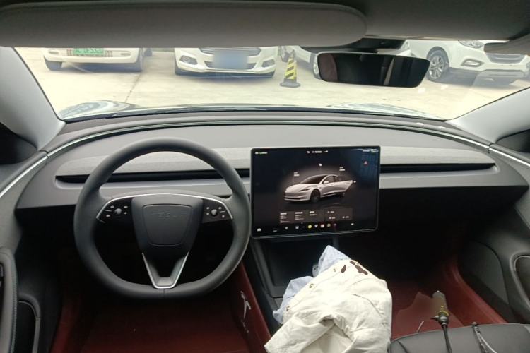 Used Tesla Model 3 2023 Rear-Wheel-Drive Version
