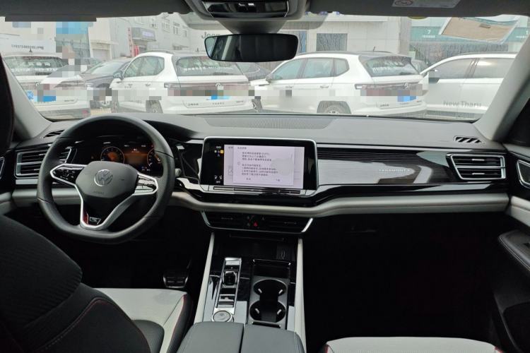 Used Volkswagen Teramont X 2024 380TSI Four-Wheel Drive Longxiang Edition Center Console