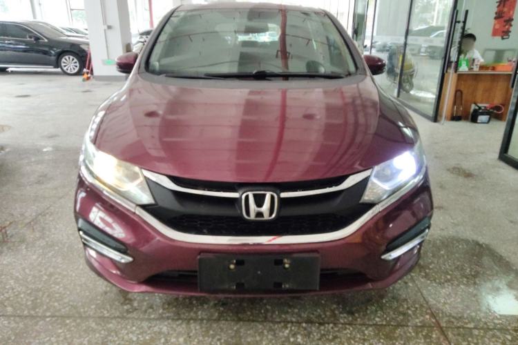 Used Honda Jade 2017 1.8L automatic Comfort version 5 seats
