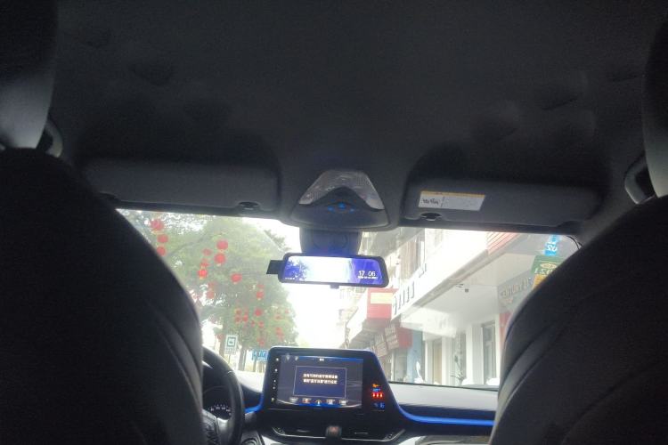 Used Toyota IZOA 2018 2.0L Yichi Version China VI Standard