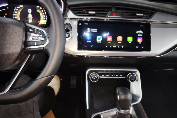 Used Geely Auto Binray 2019 200T DCT Binzhi Edition Center Console