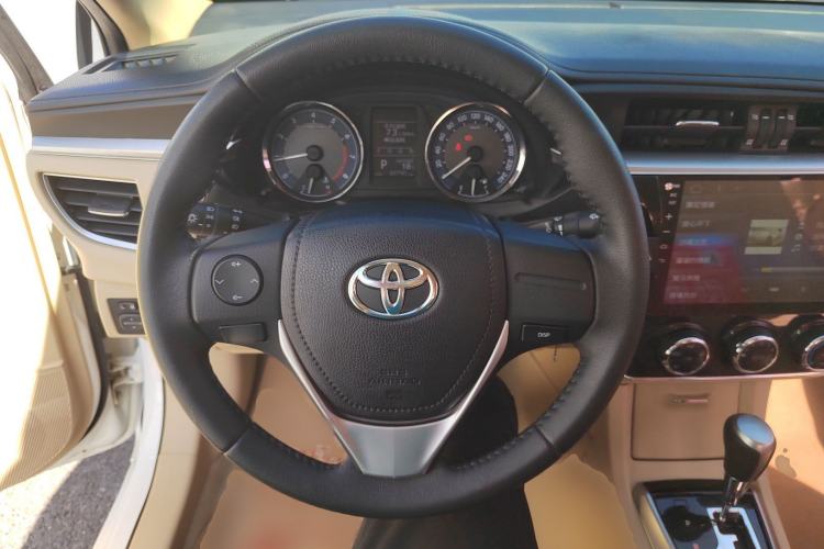 Used Toyota Corolla 2014 1.6L CVT GL-i Leather Edition