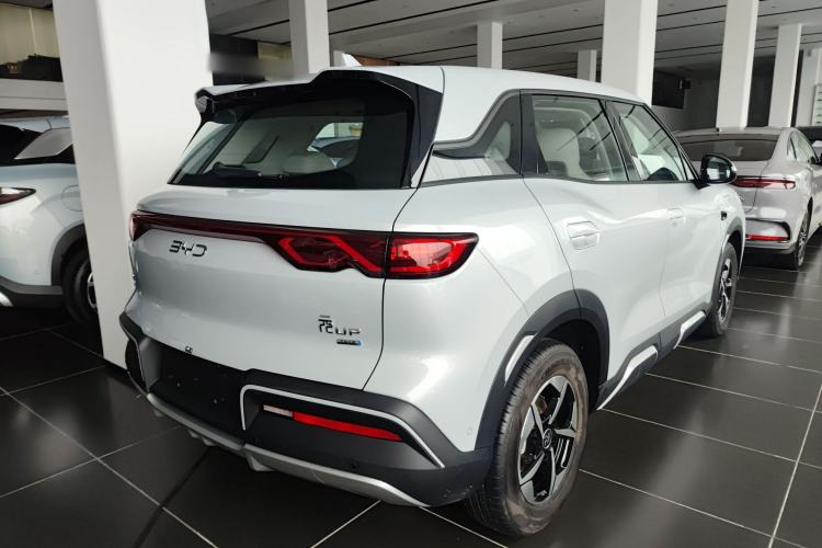 Used BYD Yuan UP 2025 Intelligent Driving Version 401 km Leading Edition