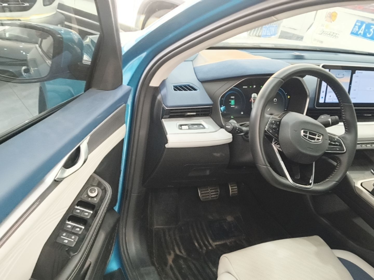 Geely Auto Preface 2023 2.0TD Prestige Version — снимка 18