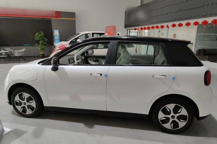 Used JAC Yiwei 3 2024 Beloved Edition 330km Air+
