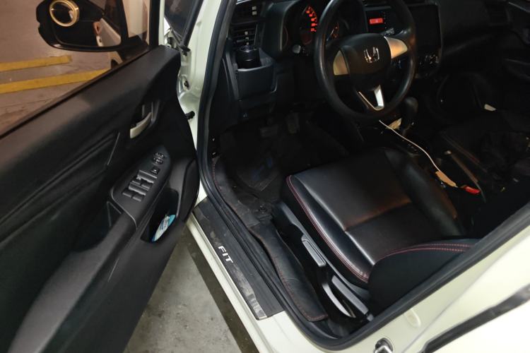 Used Honda Fit 2016 1.5L LX CVT Comfort Model
