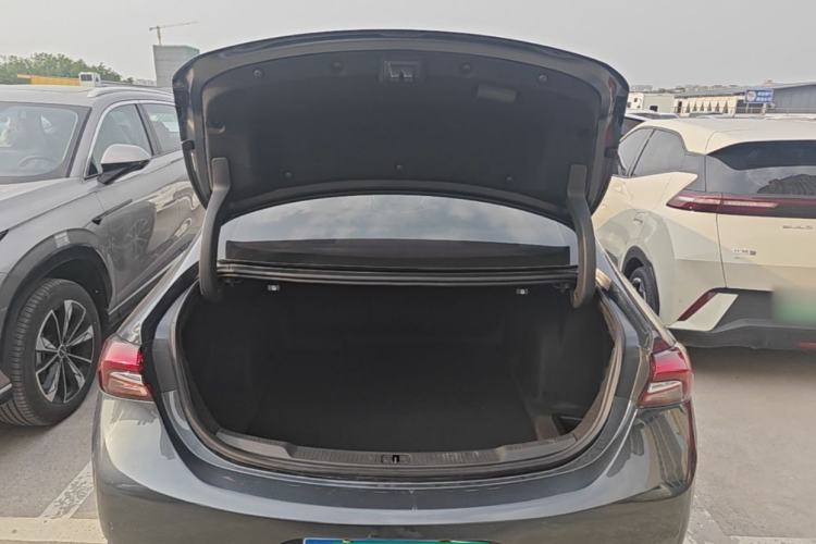 Used Buick LaCrosse 2020 652T Luxury Version Trunk