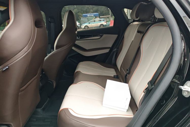 Used BYD Qin PLUS 2024 Honor Edition EV 420KM Beyond Model
