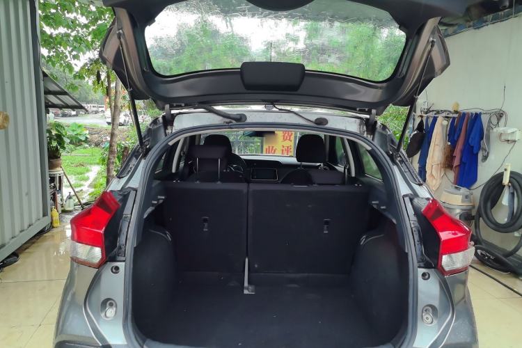 Used Nissan Kicks 2021 1.5L XL CVT Cool Enjoyment Edition Trunk