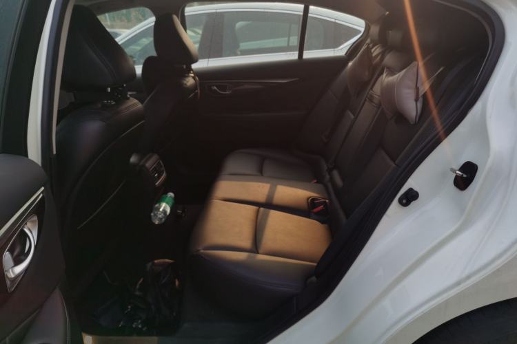 Used Infiniti Q50L 2015 2.0T Comfort Edition Left Rear Seat