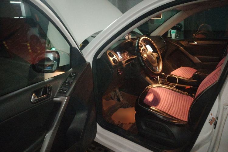 Used Volkswagen Tiguan 2012 1.8TSI Automatic Two-Wheel Drive Trend Edition Driver Seat