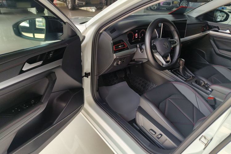 Used Volkswagen Lavida 2024 300TSI DSG Starry Sky Leading Edition
