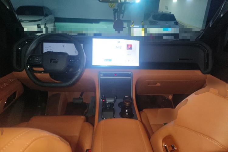 Used Polestones 01 2023 All-Purpose 7-Seater Version
