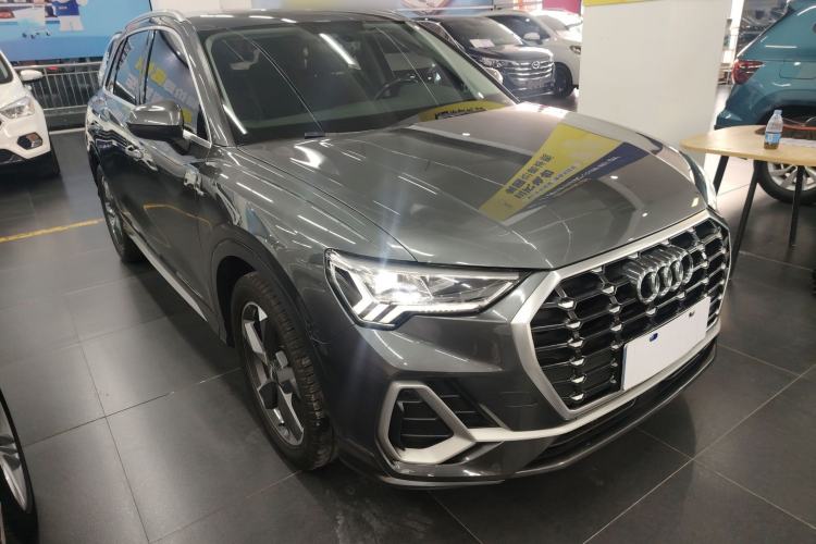 Used Audi Q3 2019 35 TFSI Fashion Dynamic Model
