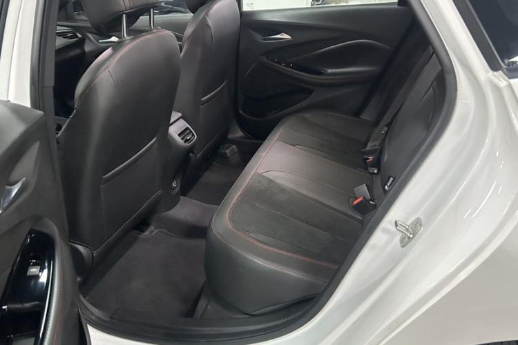 Used Buick Verano 2023 Pro GS Swift Edition Interior 2