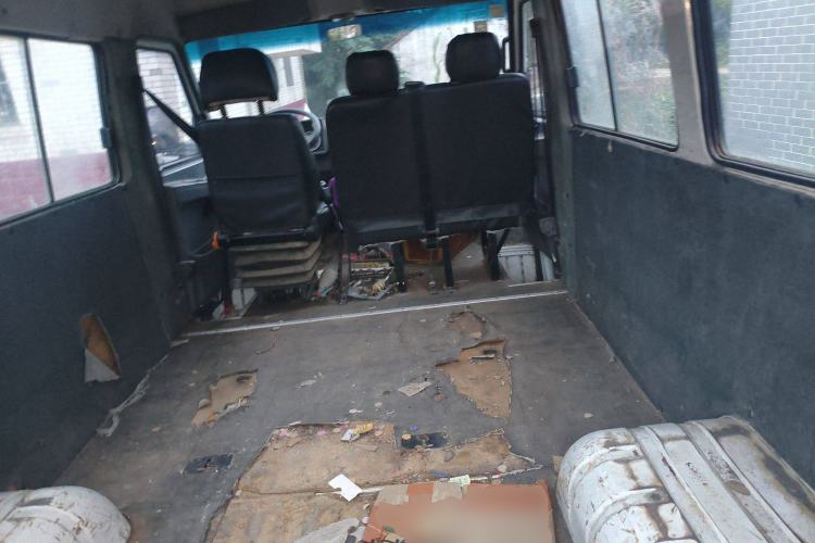 Used Iveco Daily 2014 2.5T-A35 NJ6484ACM47Z4