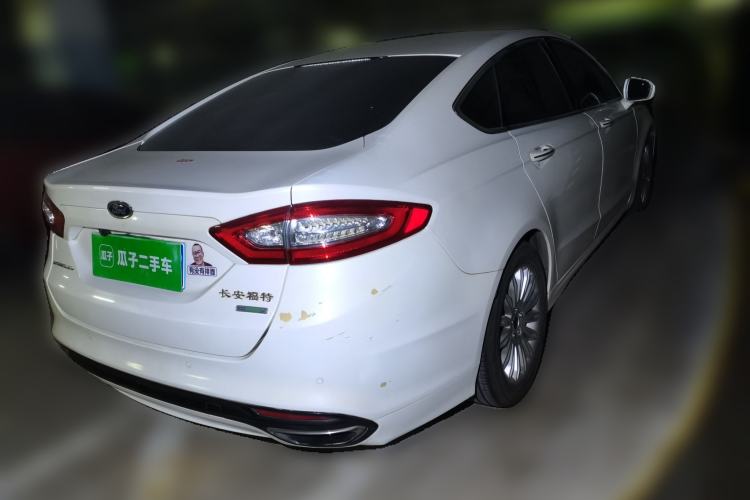 Used Ford Mondeo 2013 2.0L GTDi 200 Fashion Edition Rear Right 45 Deg