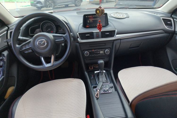 Used Mazda 3 Axela 2017 Hatchback 1.5L Automatic Luxury Model Emission Standard China V