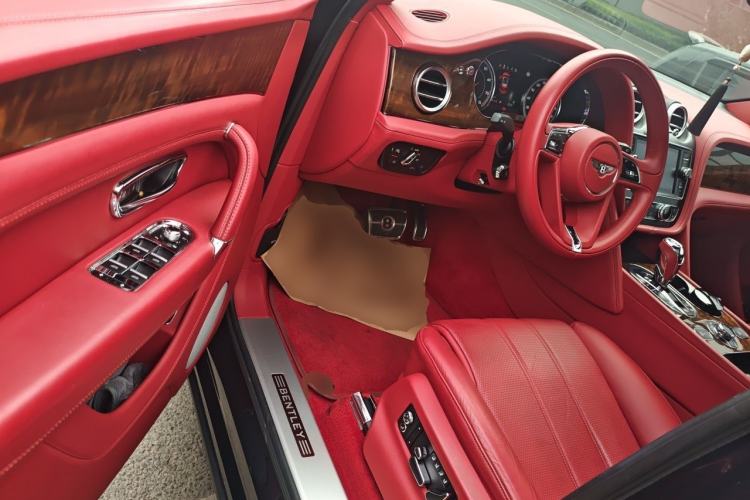 Used Bentley Bentayga 
