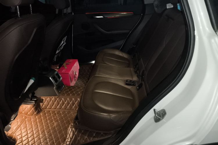 Used BMW X1 2018 sDrive18Li Luxury Model
