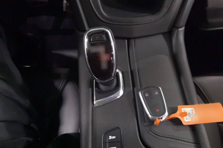 Used Cadillac XT5 2018 28E Four-Wheel Drive Tech Version