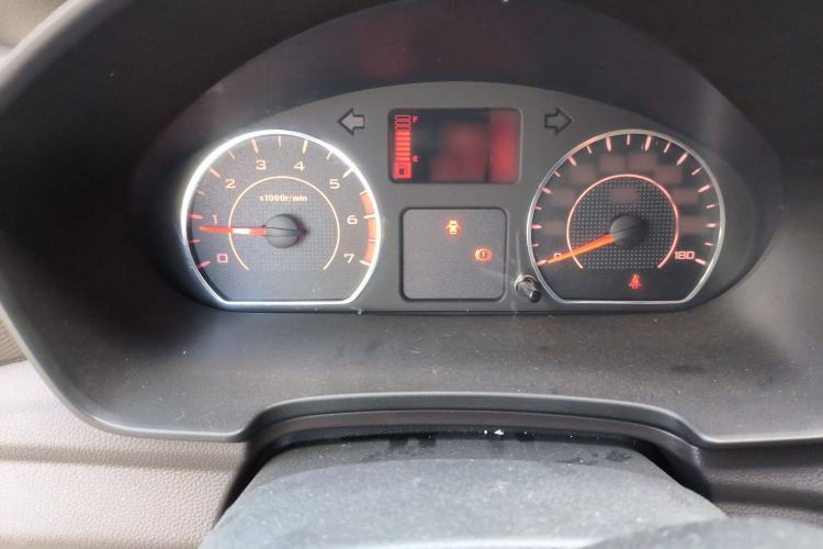 Used Wuling Hongguang V 2022 1.5L Jingqu Version Hydraulic Power Steering LAR