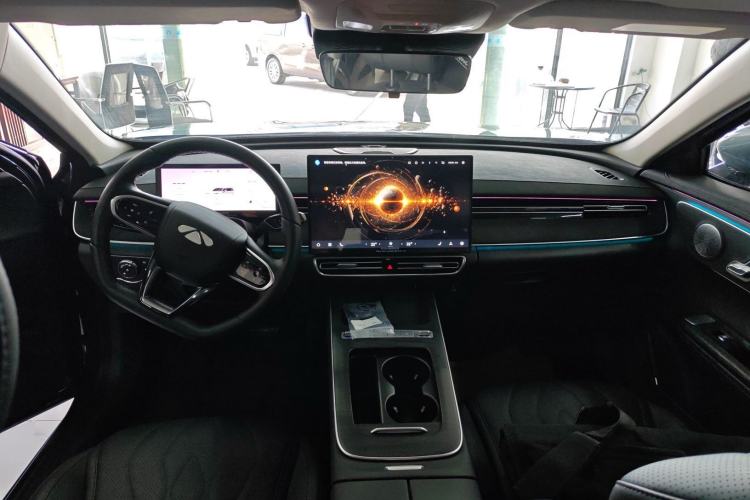 Used Chery Fengyun A8L 2025 1.5 TGDI 145 km Luxury Version Center Console