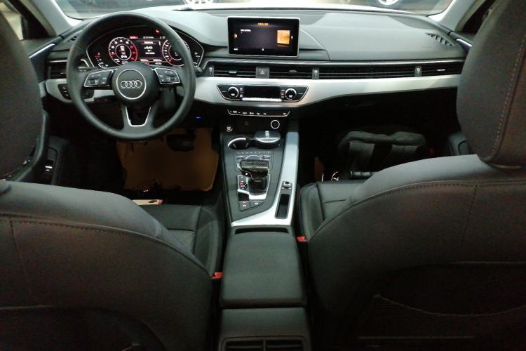 Used Audi A4L 2019 40 TFSI Fashion Edition China VI Emission Standard