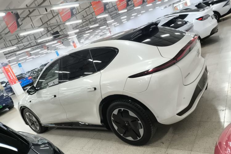 Used IM LS7 2023 90 kWh Elite Rear-Drive Version