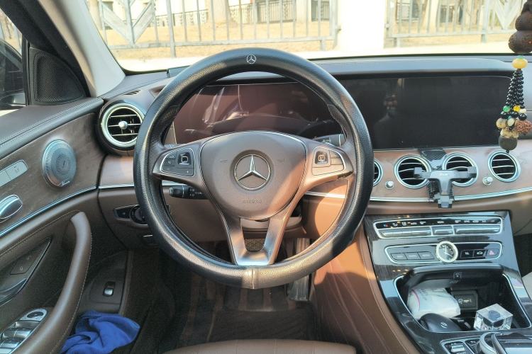 Used Mercedes-Benz E-Class 2018 Facelift E 200 L Steering Wheel