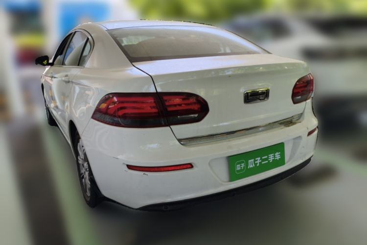 Used Qoros 3 2016 Sedan 1.6L Automatic Zhiyue Model
