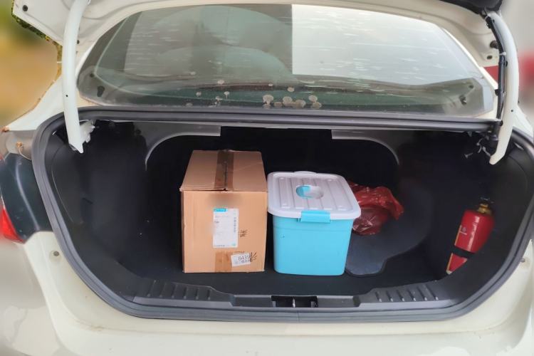 Used Ford Focus 2012 Sedan 1.6L Automatic Comfort Model Trunk