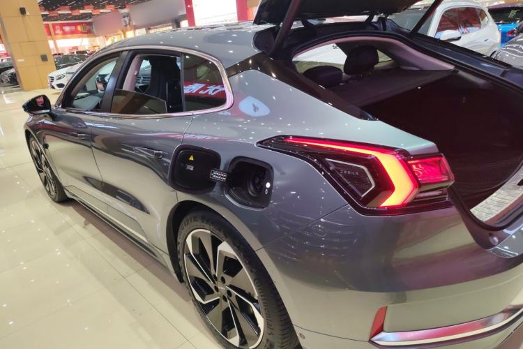 Used Zeekr 001 2022 Long-Range Dual-Motor WE Edition
