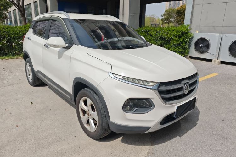 Used Baojun 510 2017 1.5L Manual Fashion Model