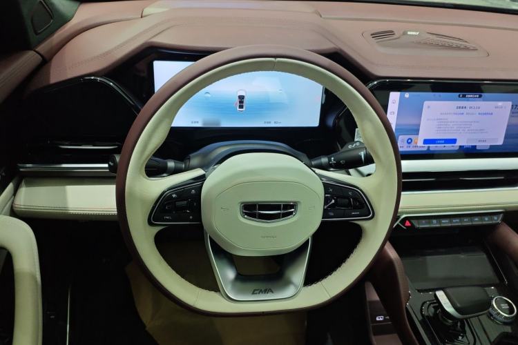 Used Geely Auto Monjaro L 2024 2.0TD High-Power Automatic Two-Wheel Drive Yunqi Version
