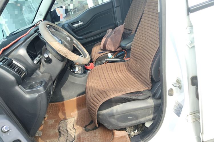 Used CHANGAN OSHAN X70A 2019 1.5L Manual Comfort Model China VI Standard