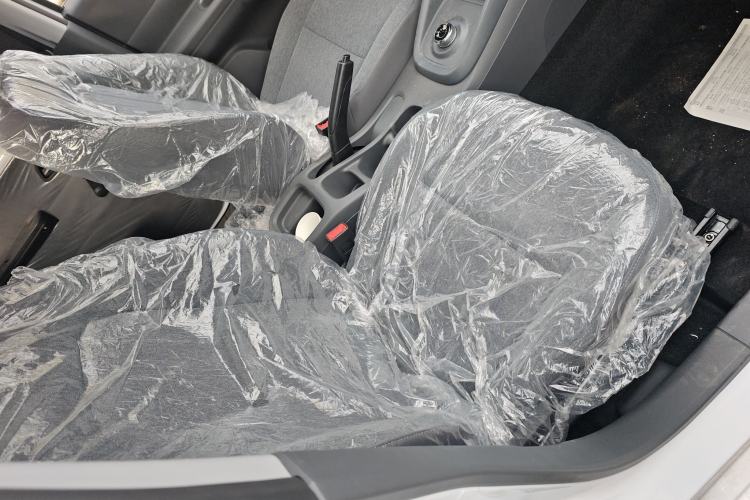 Used Wuling Hongguang New Energy 2025 Extended-Range Hybrid 50 km Utility Version