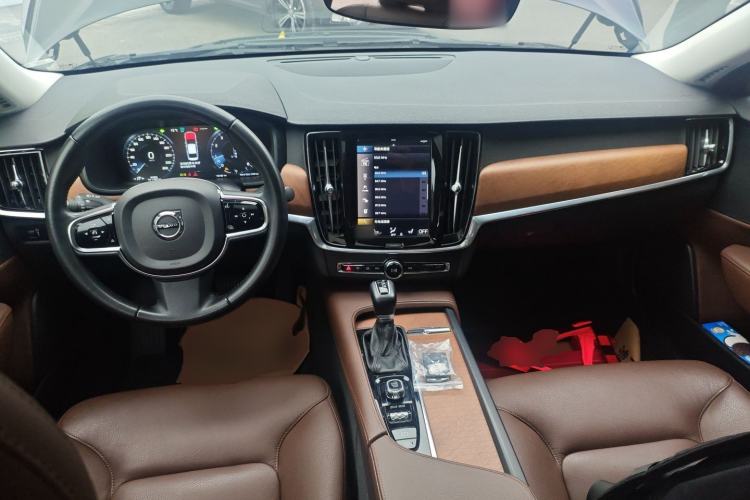 Used Volvo S90 2020 T5 Zhiyi Luxury Edition