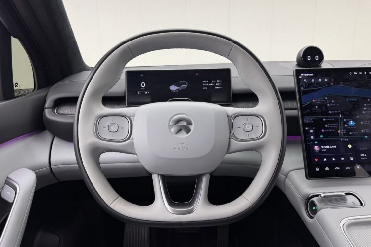 Used Nio ES6 2023 75 kWh Steering Wheel