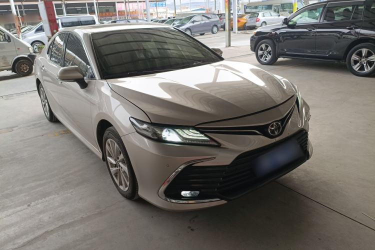 Used Toyota Camry 2021 2.0G Luxury Edition
