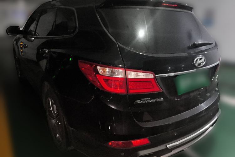 Used Hyundai Grand SantaFe 2013 3.0L 7-seat Four-Wheel-Drive Luxury Edition