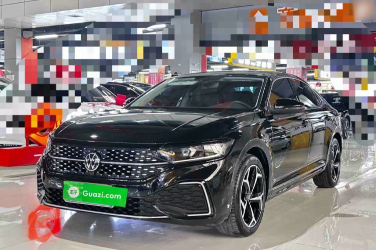 Used Volkswagen Passat 2025 Outstanding Model 330TSI Starry Elite Edition