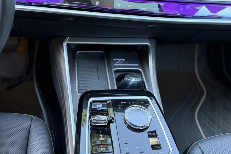 Used BMW i7 2023 eDrive50L Premium Luxury Package
