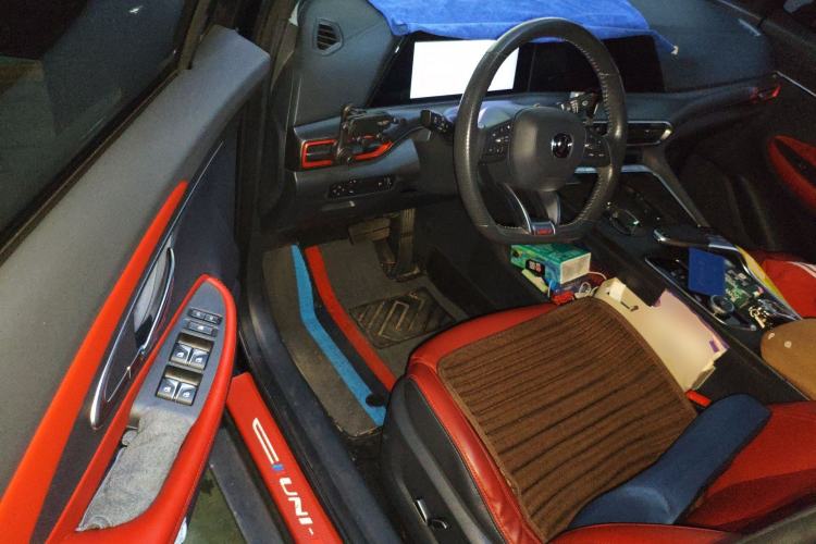 Used CHANGAN UNI-T 2020 1.5T Prestige Version
