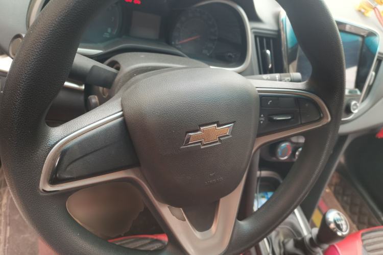 Used Chevrolet Monza 2019 320T Manual Xinxin Edition China VI Steering Wheel