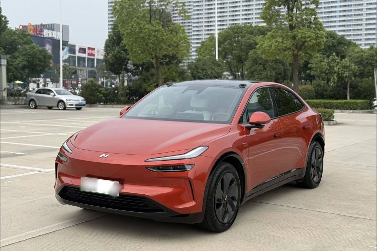 Used ONVO L60 2024 60 kWh Rear-Drive Version