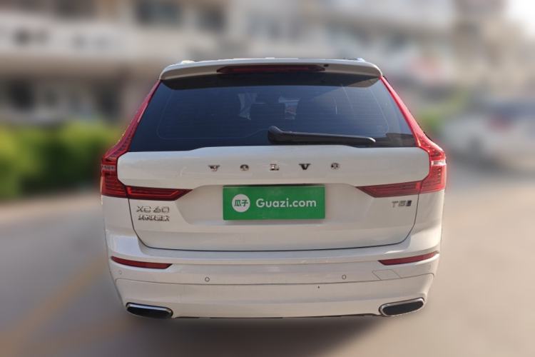 Used Volvo XC60 2019 T5 4x4 Smart Edition China V Standard