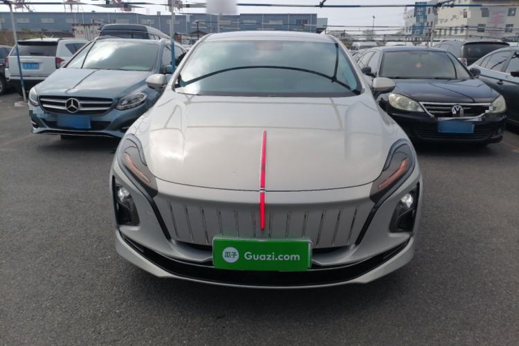 Used Hongqi E-QM5 2022 431 km Charge & Enjoy Edition Front