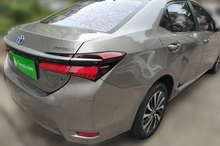 Used Toyota Corolla 2018 Dual-Engine 1.8L E-CVT Smart Edition
