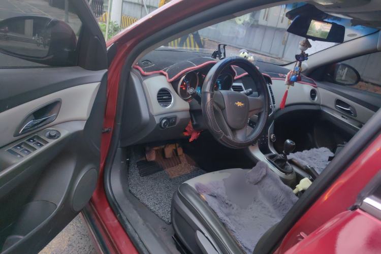 Used Chevrolet Cruze 2013 1.6L SL Sunroof Edition MT
